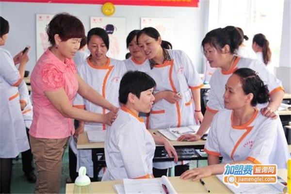 雪绒花培训加盟费