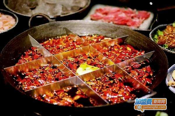 巴川妹子老火锅加盟费