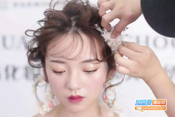 梦唯诗职业培训学校加盟费