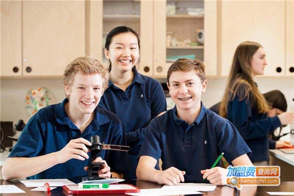 德汇出国留学加盟费