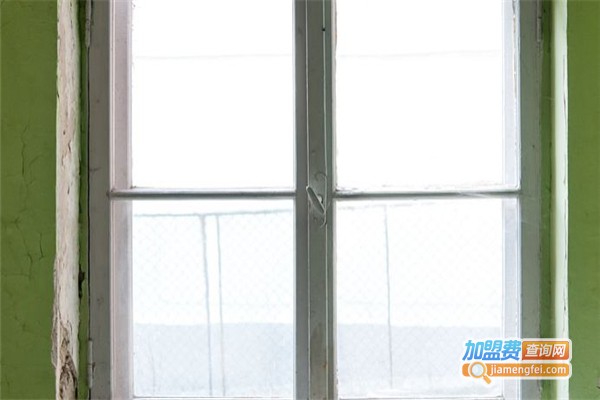 鸿泰铝合金门窗