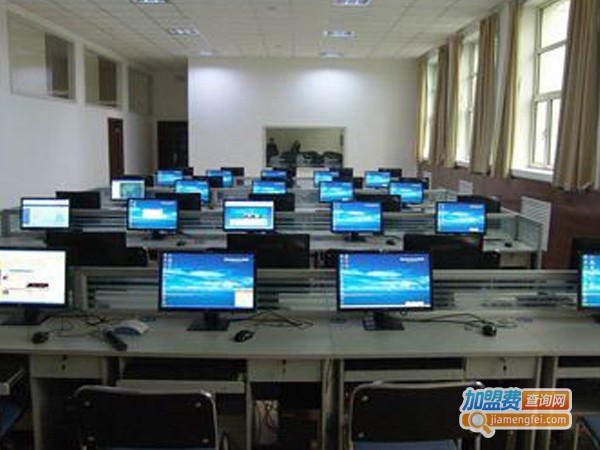 新华计算机培训中心