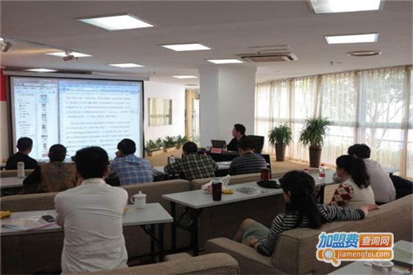 大诚教育培训学校加盟费