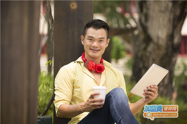 贝立兹语言培训加盟费