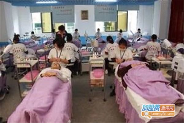 妮薇雅培训加盟