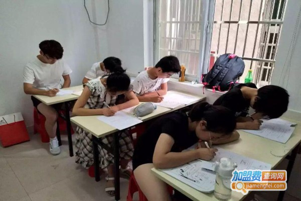 行舟教育加盟费