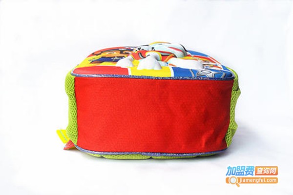 众盈箱包加盟门店