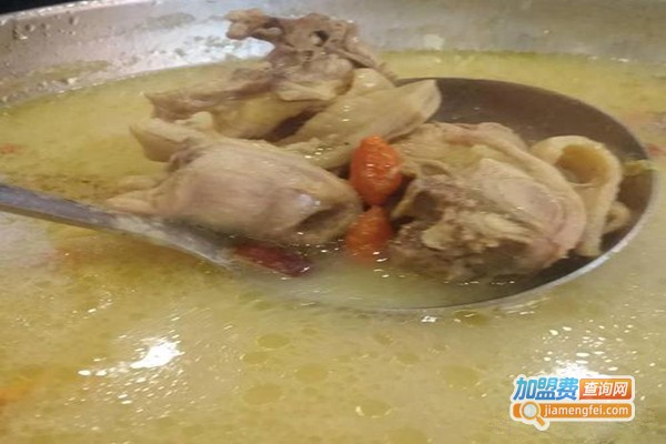 魅魅牛香猪肚鸡加盟门店