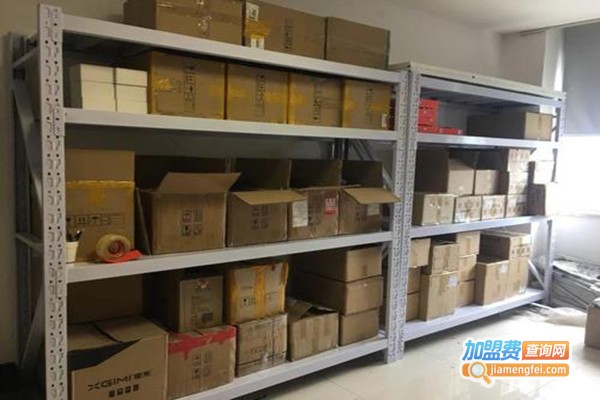 越丰快递加盟门店