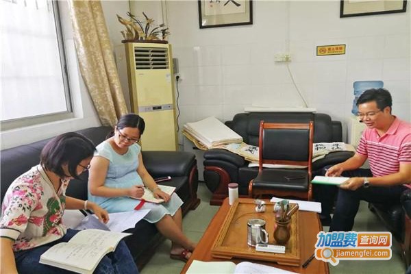 德贤教育加盟费