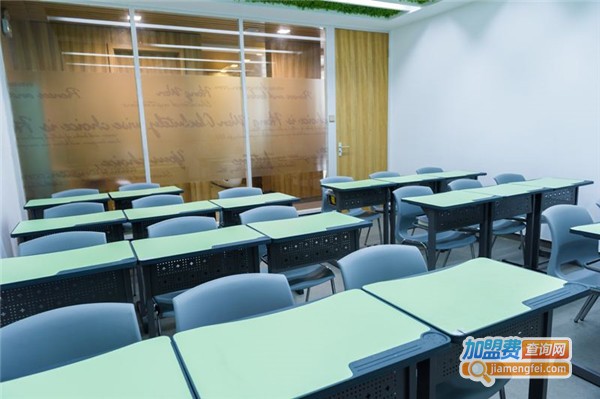 阳光鸿教育加盟费