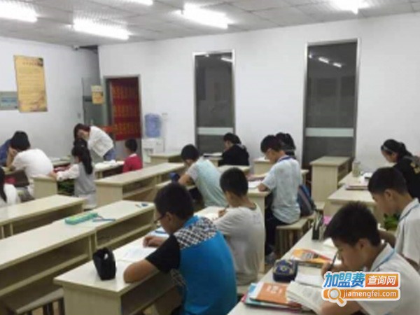 可杰教育加盟费