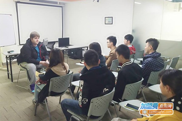 鸣人教育加盟费