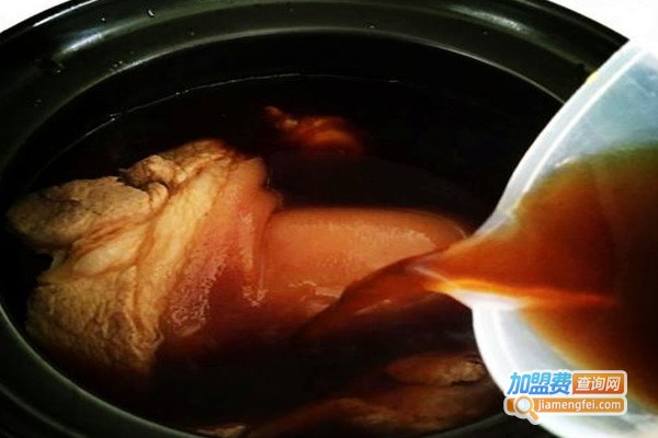 八凡辛酱面汤锅加盟费