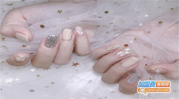 妍色化妆美甲培训加盟费