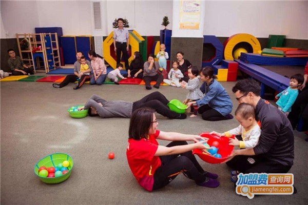 小童萌早教中心加盟费