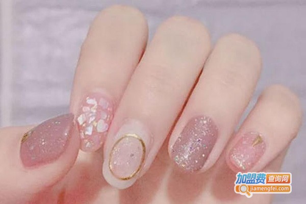 俪美美甲加盟费