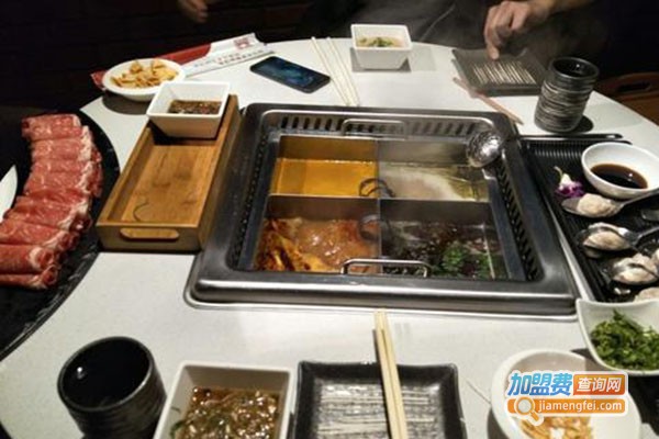 沾百味火锅加盟门店