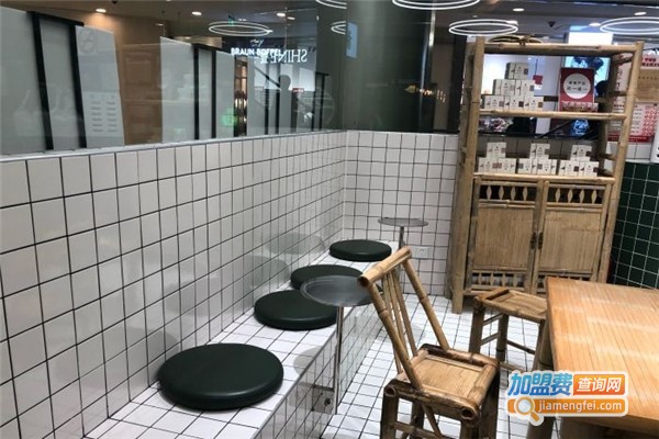 椿风养生茶饮加盟