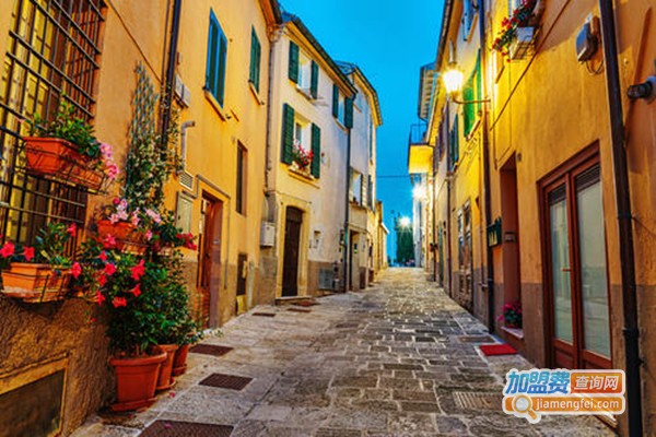 真橙涂料加盟门店