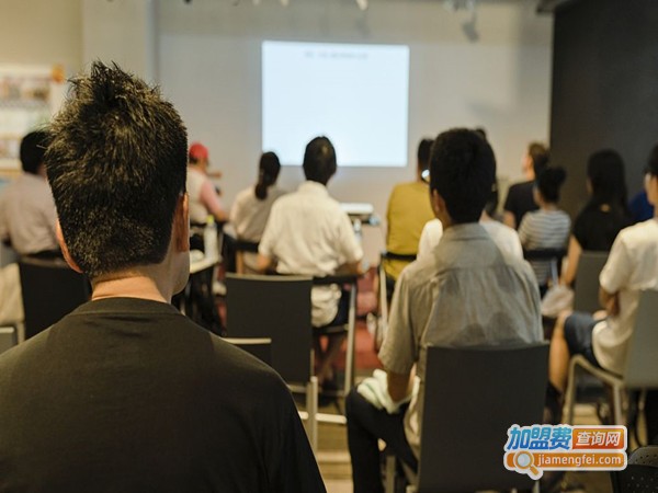 赢未来培训学校