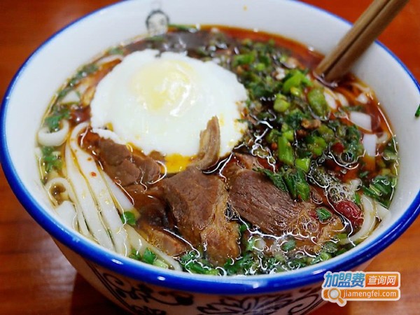 淳小二长沙米粉加盟门店