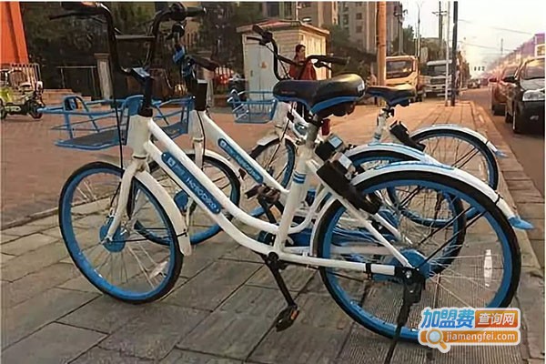 小遛共享电单车