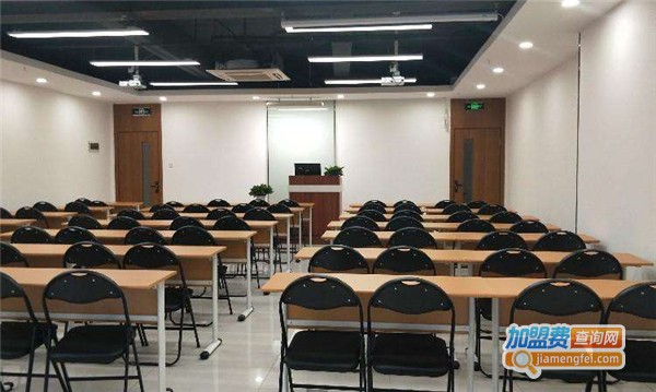 厚仁教育加盟费