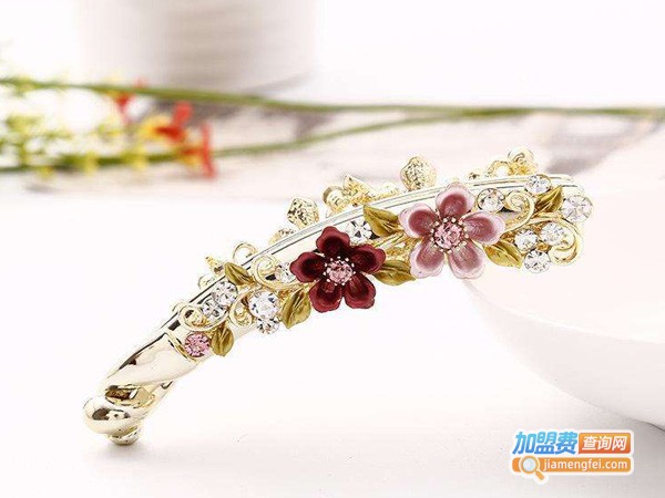 流行美发卡头饰加盟费