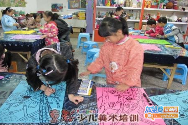 童彩少儿美术加盟费