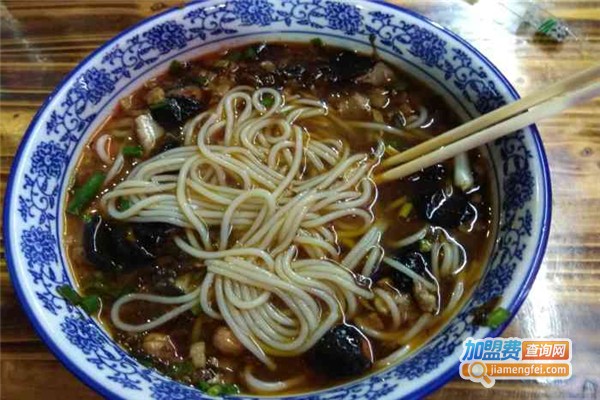 十字街老太婆小吃加盟