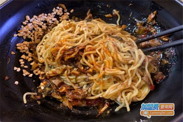 三根葱云南小吃坊加盟费