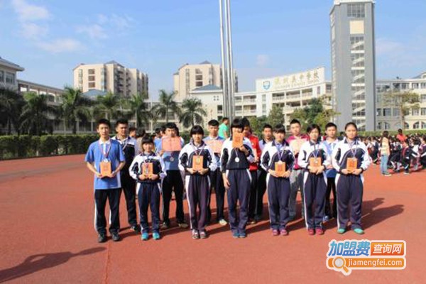 华师教育加盟门店