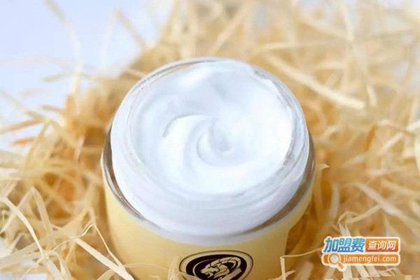 西沃鲜奶奶茶加盟费_投资西沃鲜奶奶茶加盟费是多少？