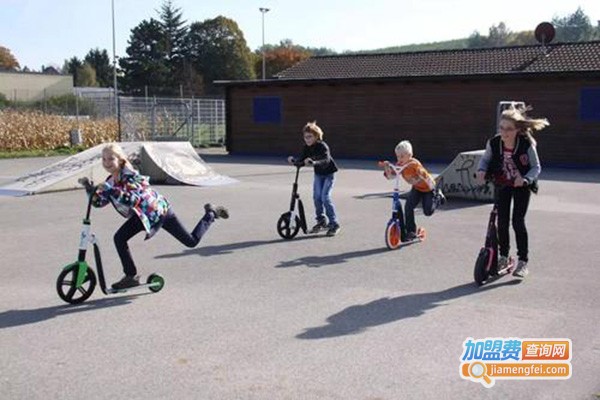 小金童滑板车加盟门店