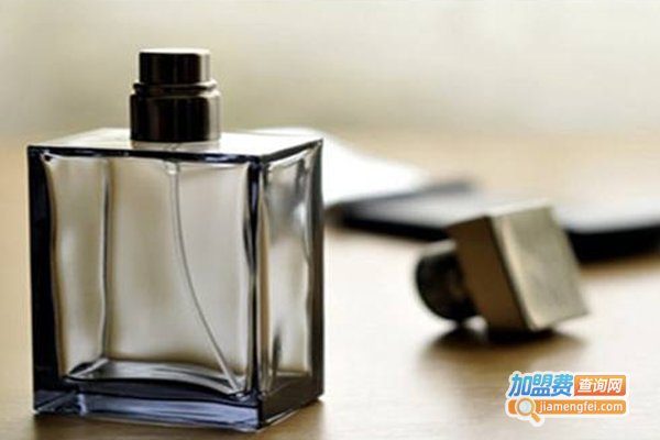 香娜尔女性香水化妆品加盟费