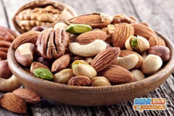 九九de零食小铺加盟费