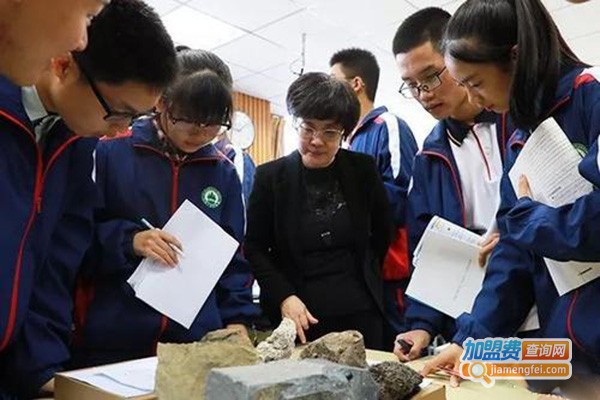 优状元教育加盟门店