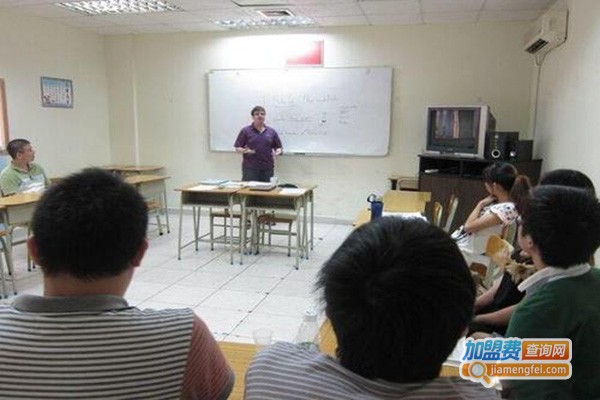 路灯教育加盟门店