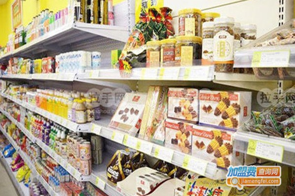 啄米潮流零食加盟费