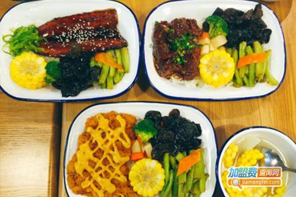 佐中唐美式中餐加盟费