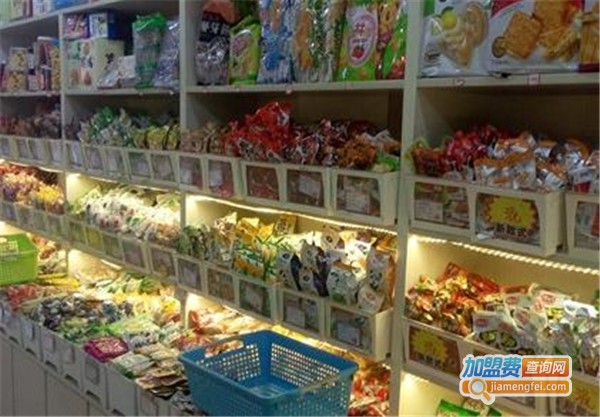 糖巢零食店加盟