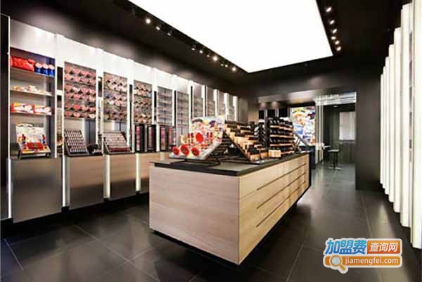 艾琳诺依化妆品