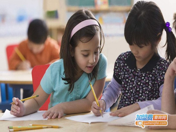 弘晟教育加盟费