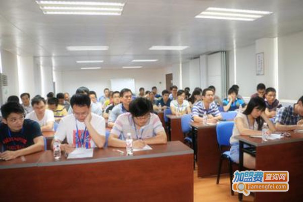 法奥臣培训加盟费