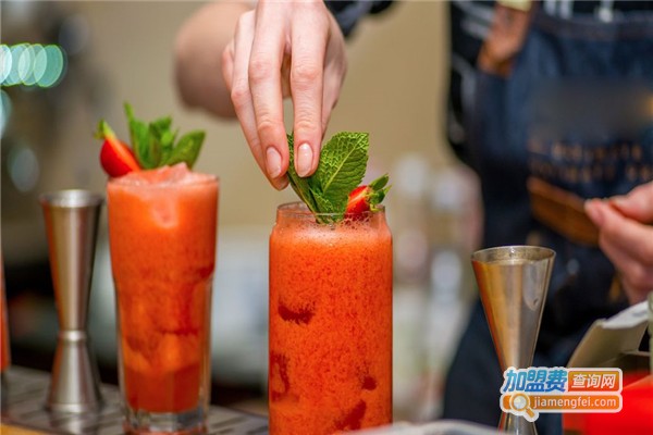 小小春私房饮品加盟费