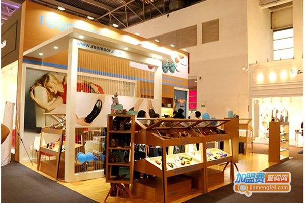 睿慕舒卷鞋加盟门店