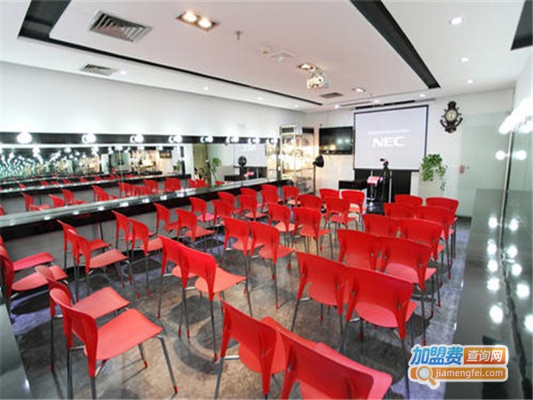 昊轩化妆摄影培训加盟门店