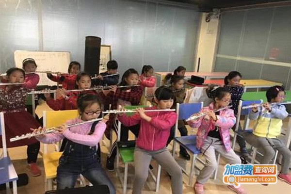 明珠艺术培训加盟费