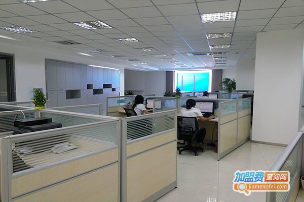 凌之风教育加盟门店